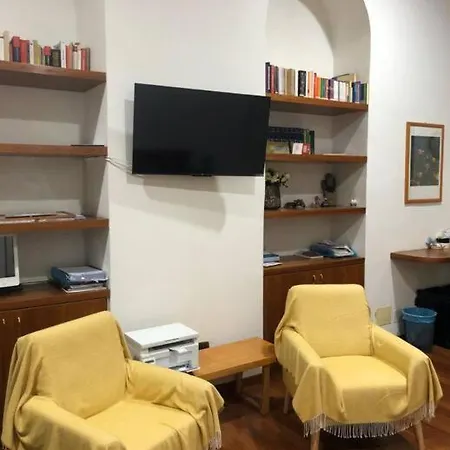 Loft Accogliente - Piazza San Giovanni Апартаменты